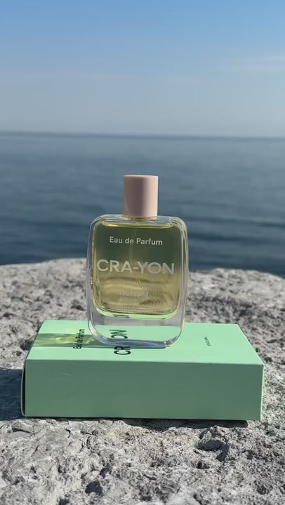 girl talking about nutopia in front of the camera